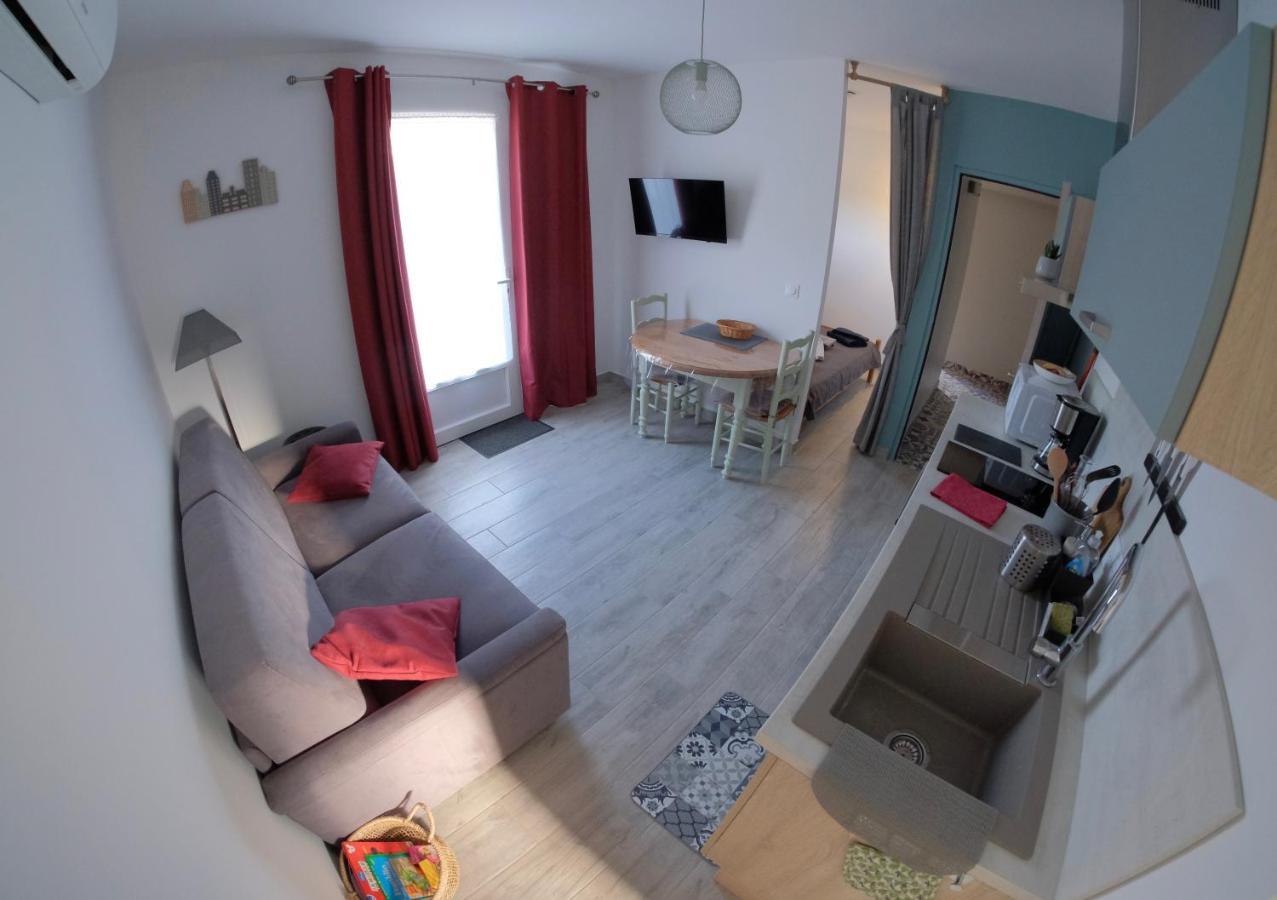 Lou Maset 2 Apartment